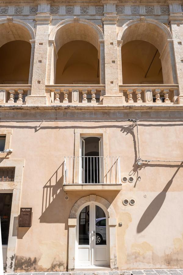 Villa I 5 Archi Di Via Ducezio Noto Exterior foto